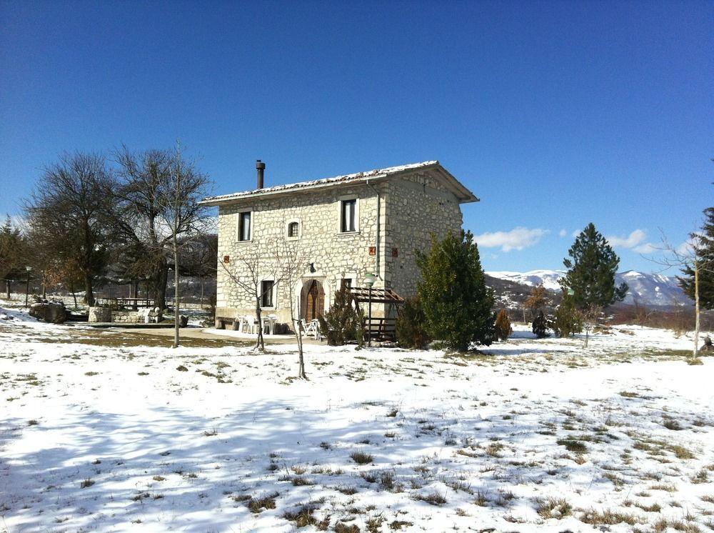 Vila Casino Tonti Iarussi Forlì del Sannio Exteriér fotografie